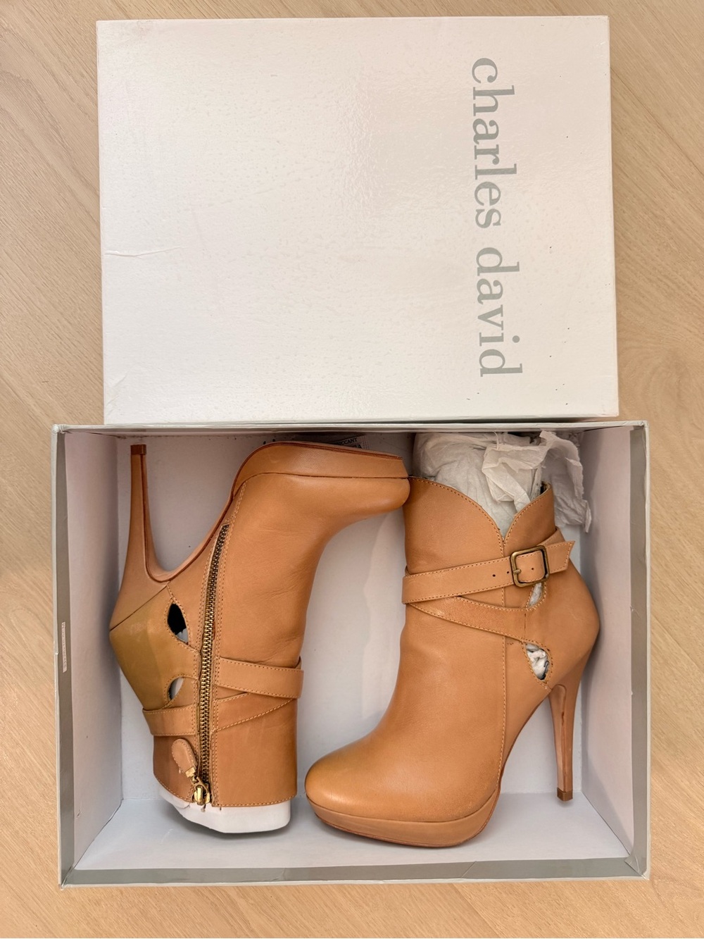 Charles David Camel Tan Leather Stiletto Ankle Booties -Never worn, original box